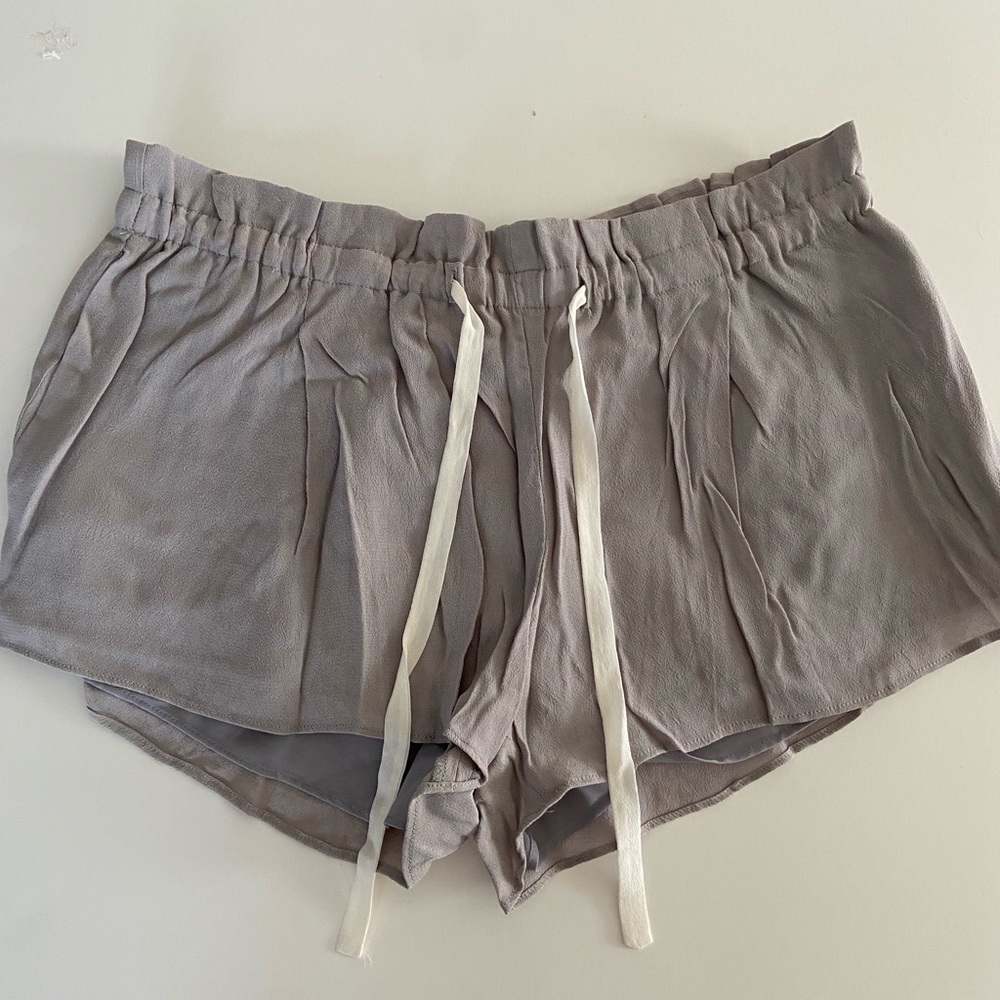 Aritzia Wilfred Shorts
